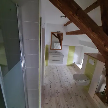 Gaestezimmer - Bed & Breakfast Treuen