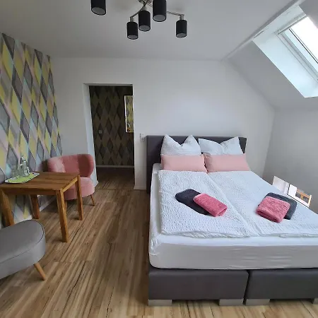 Gaestezimmer - Treuen