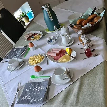 Bed & Breakfast Gaestezimmer -