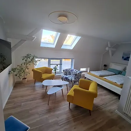 Gaestezimmer - 3* Treuen