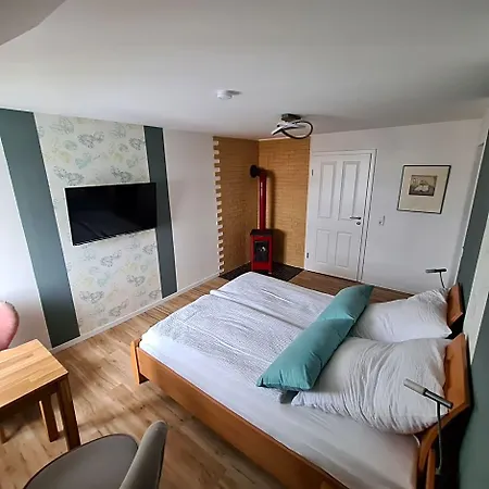Bed & Breakfast Gaestezimmer - 3*