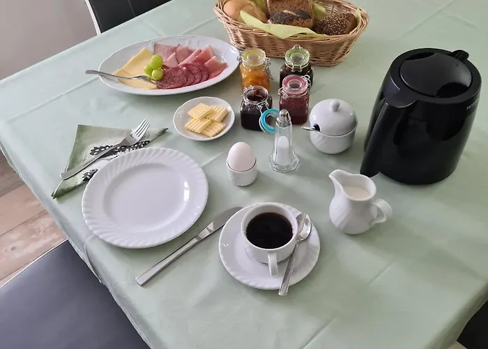 Gaestezimmer - Treuen